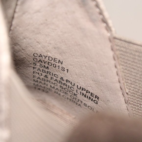 LIKE NEW! Steve Madden - 2" Heel | 5.5 - Picture 7 of 10